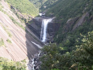 チャーター機で行く奄美大島、屋久島、種子島4日間の旅　2日目